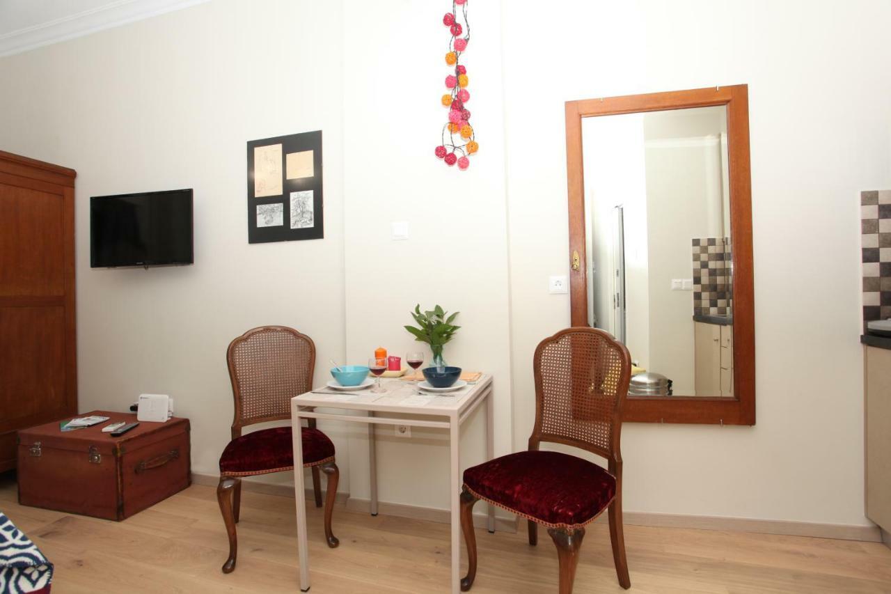 Stylish Studio Below The Acropolis 아테네 외부 사진